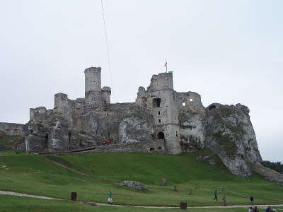 Ogrodzieniec Castle